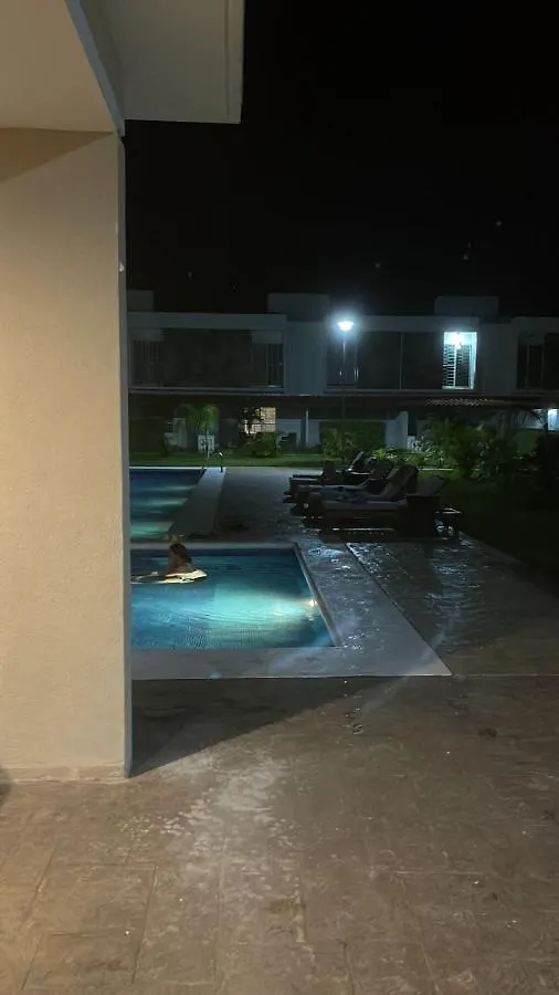 Villa Familiar En Playa Del Carmen Con Alberca Messico